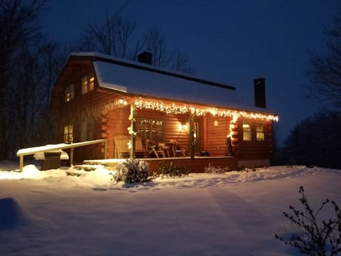 Large Log Cabin Overlooking Black Mt.
