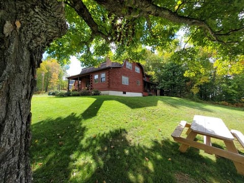 Large Log Cabin Overlooking Black Mt.