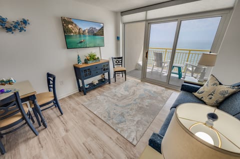 Large Living Area with Amazing Views of the Ocean, Beautifully Decorated