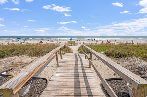 Grande Shores 1025 - 1 Bedroom