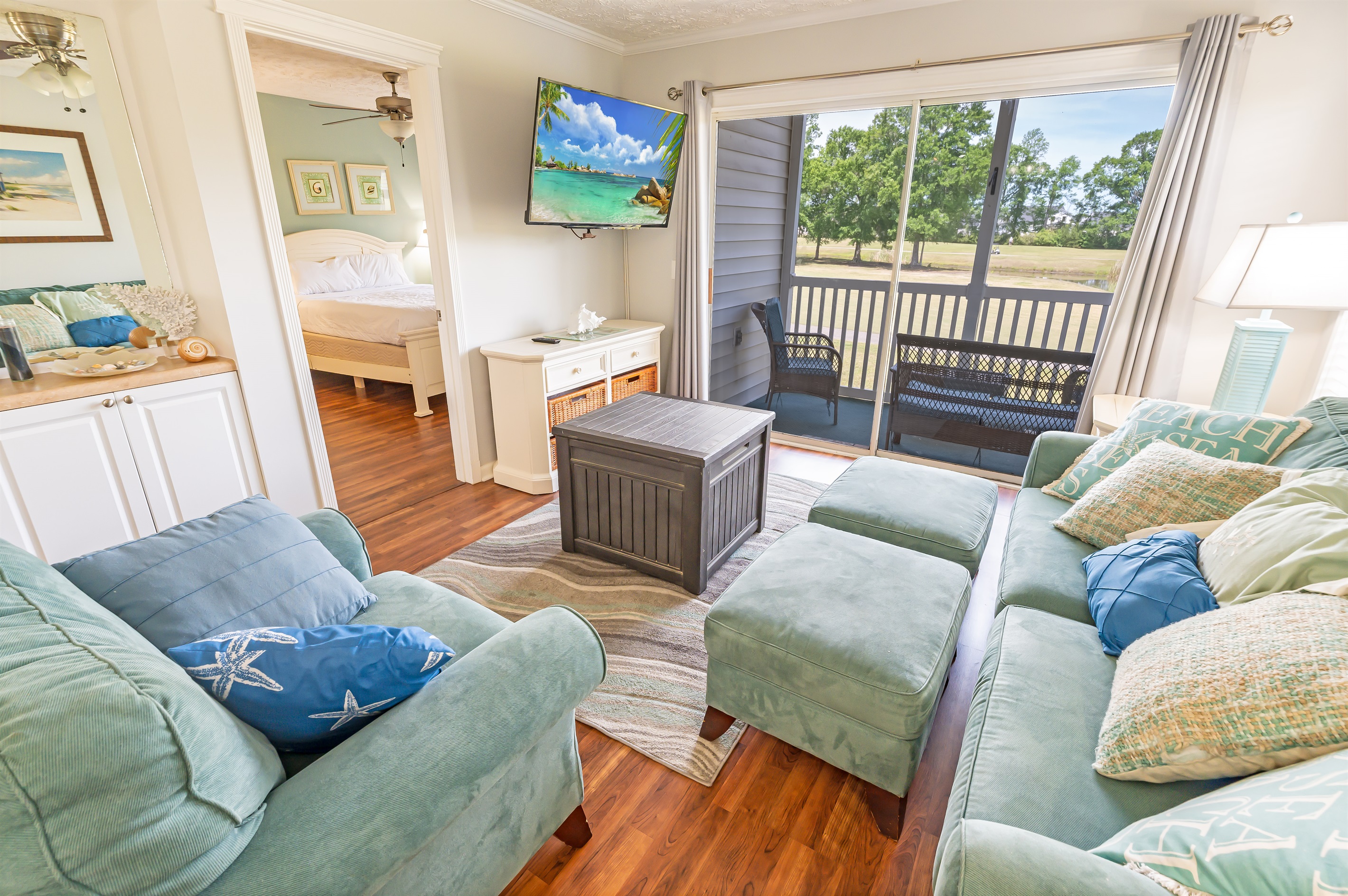 Large Living Room, Beautifully Decorated