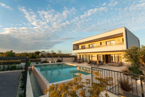 Villa Freedom - Unit 376953-13