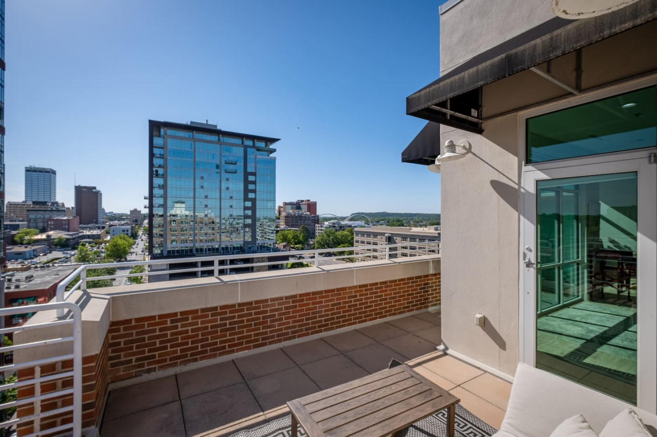Luxury at River Market - Little Rock Luxury at River Market - Little Rock