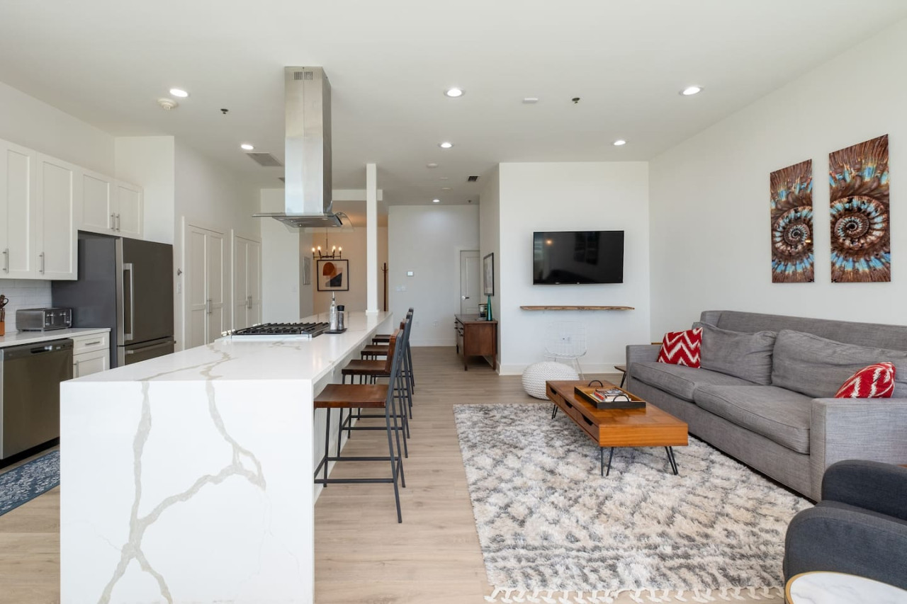 Luxury at River Market - Little Rock Luxury at River Market - Little Rock