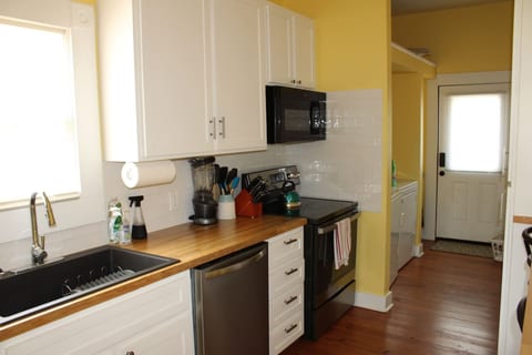 Super Cute 2BR