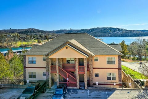 Luxury Condo With Boat Slip 3 minutes to SDC