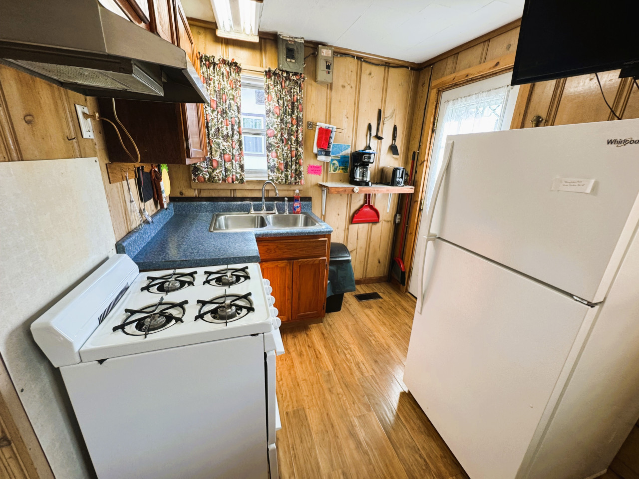 daddyomine-at-duck-harbor-resort/