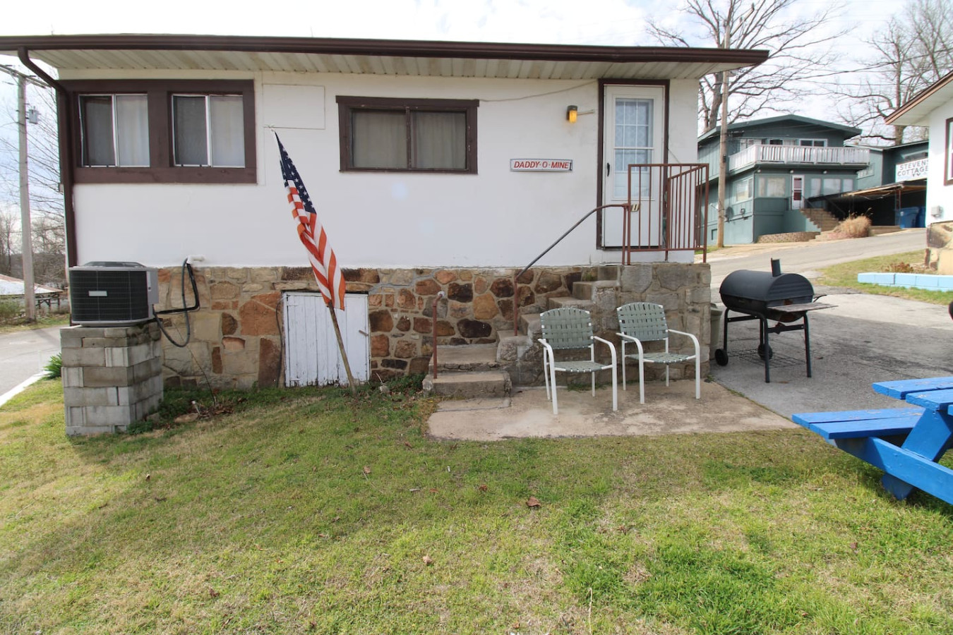 daddyomine-at-duck-harbor-resort/