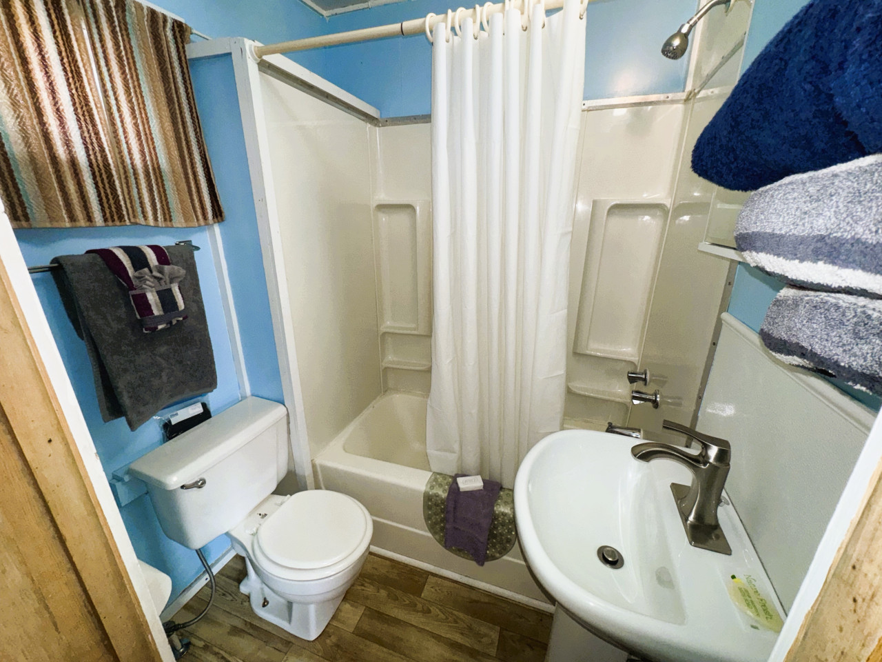 daddyomine-at-duck-harbor-resort/