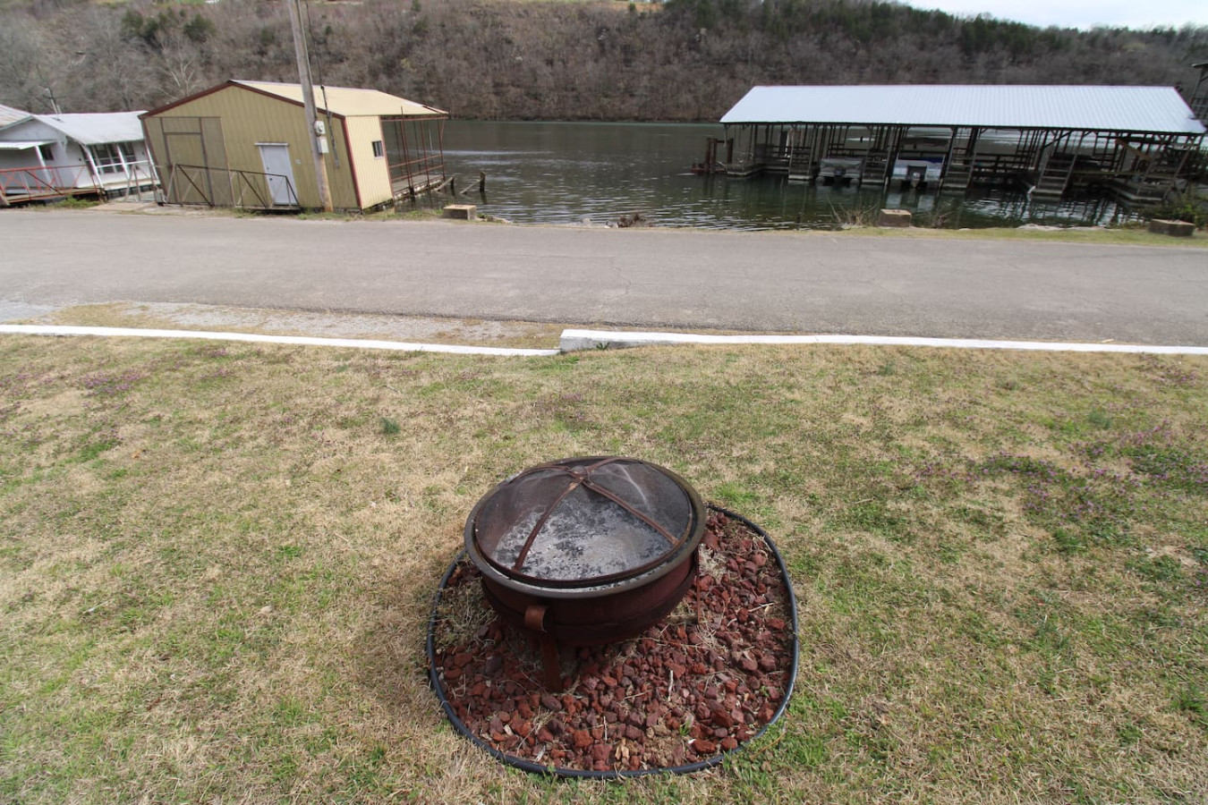 sonny-boy-at-duck-harbor-resort/