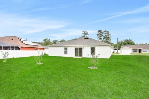 star retreat/office long term only (6 month 1 day)
