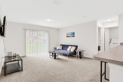 star retreat/office long term only (6 month 1 day)