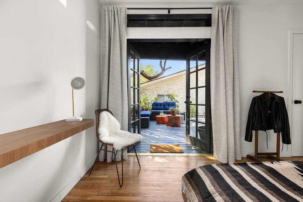 Private Patio|Walk to Sunset