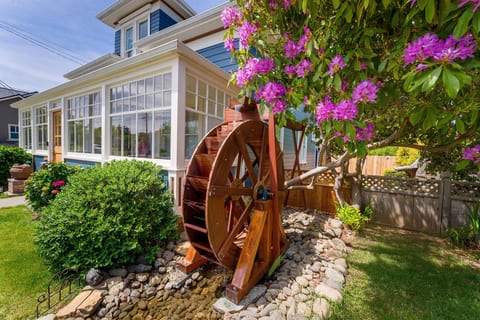 Water Wheel Victorian