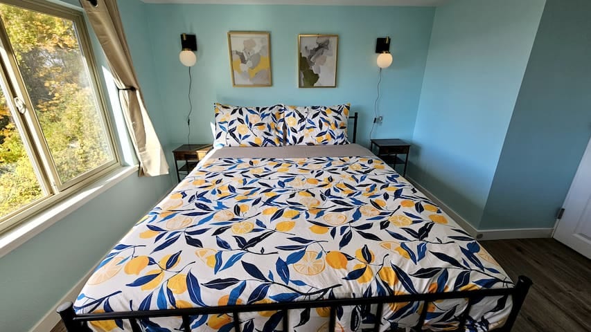 The Sunset Room - 5 min to Seattle Center - Seattle