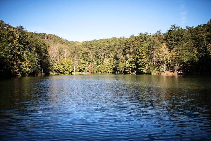 What A View from the Hot Tub! WiFi & Ping-pong! - Blue Ridge