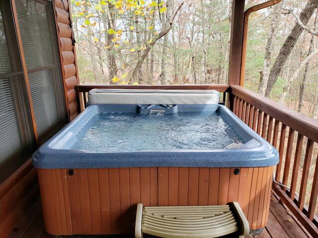 What A View from the Hot Tub! WiFi & Ping-pong!