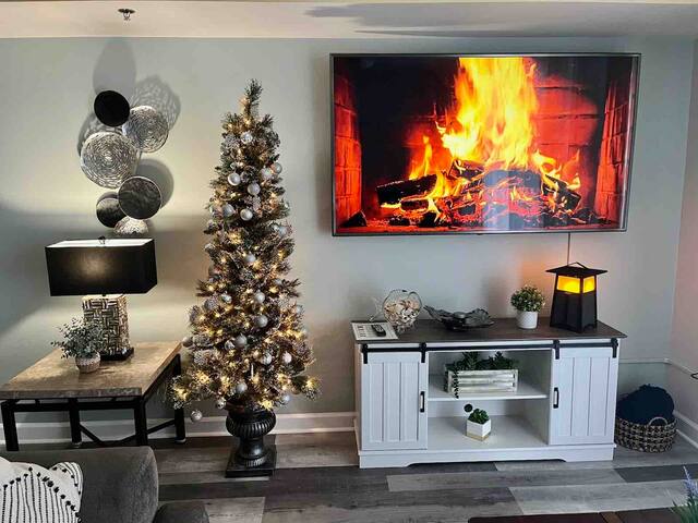 Winter Holidays vibes.