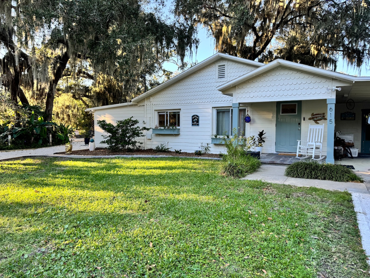 3-2-rancher-bonus-room-on-1-2-acre/