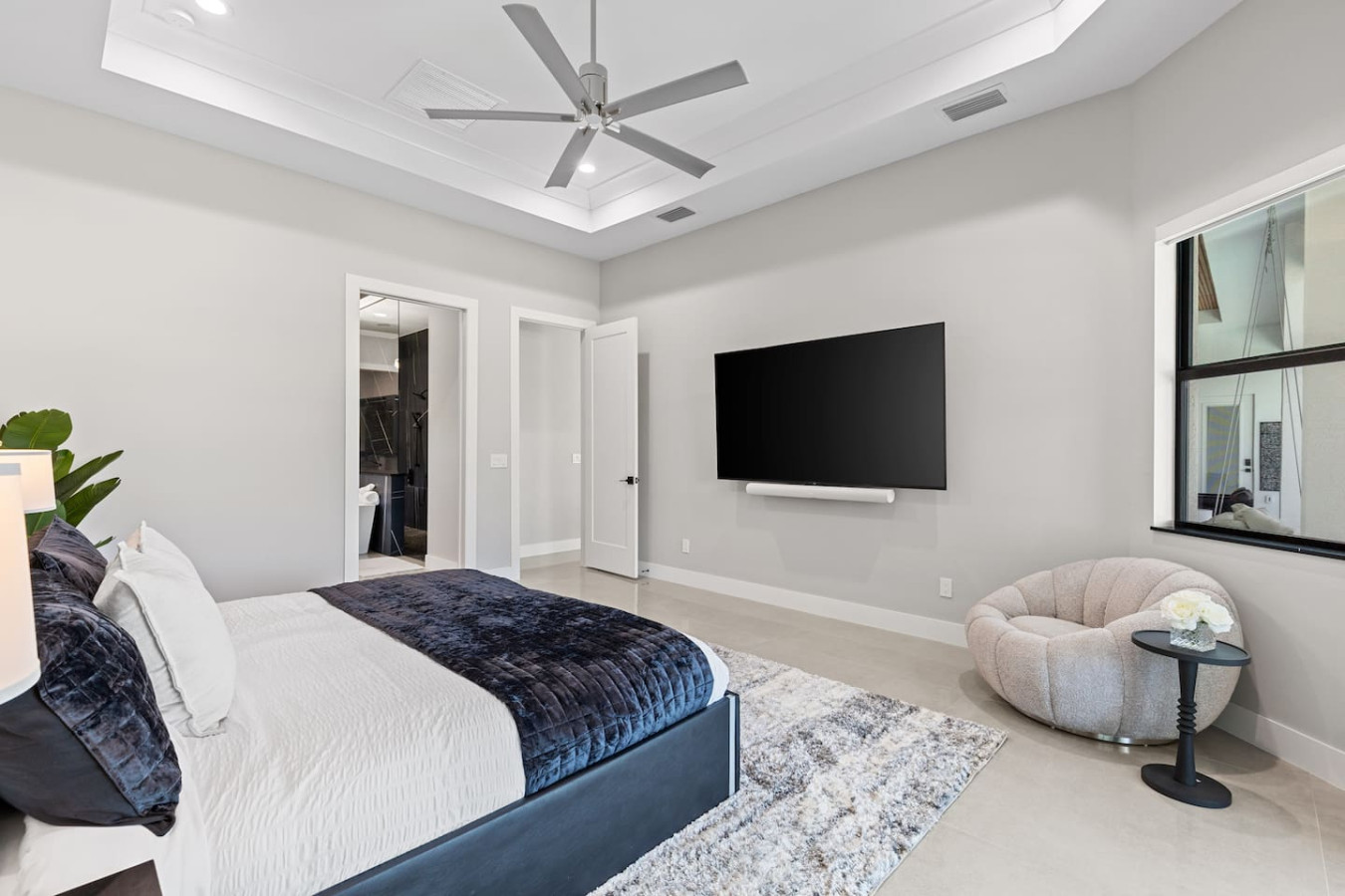 Modern Luxury Oasis w/ Pool - Cape Coral