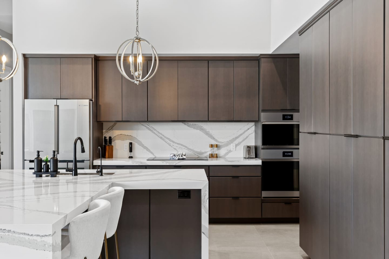 modern-luxury-oasis-w-pool/