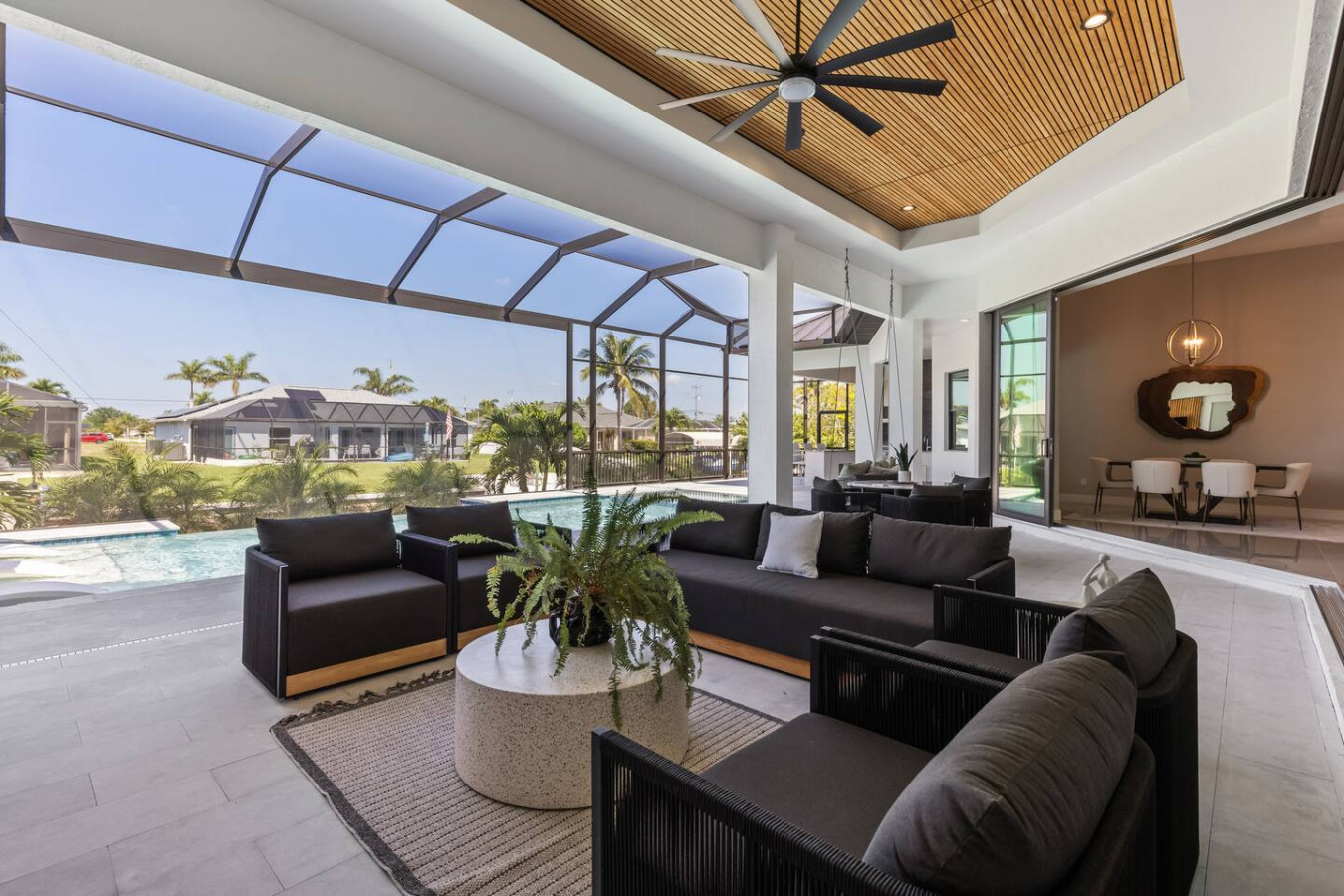 Modern Luxury Oasis w/ Pool - Cape Coral