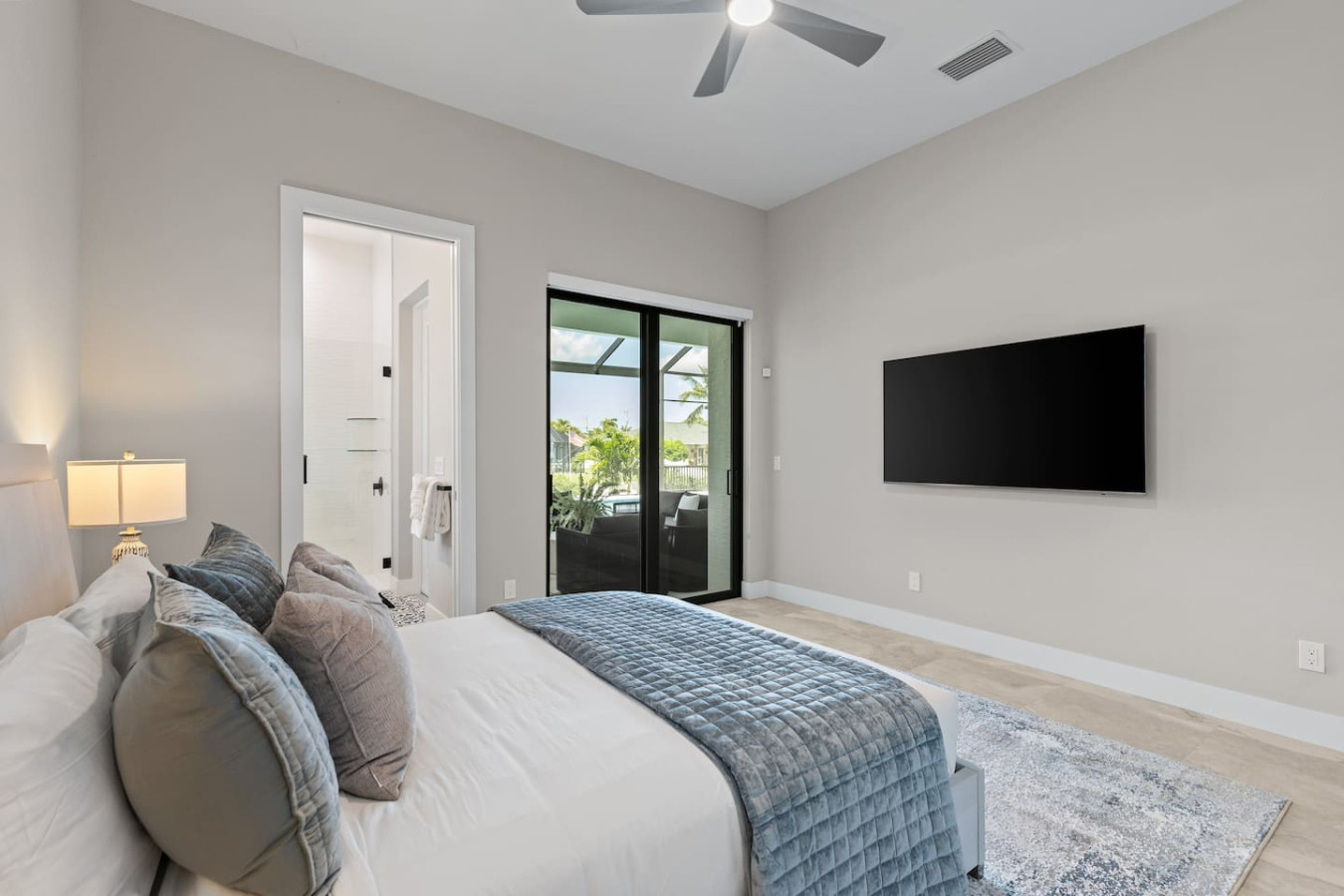 Modern Luxury Oasis w/ Pool - Cape Coral