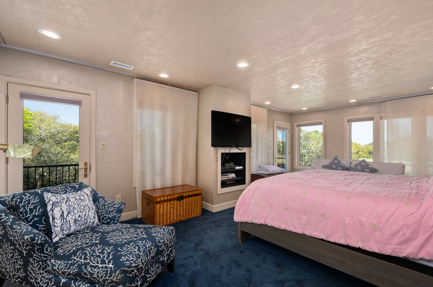 #2 King Master suite