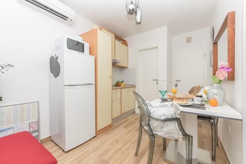 Apartment Marie - Unit 377139-13