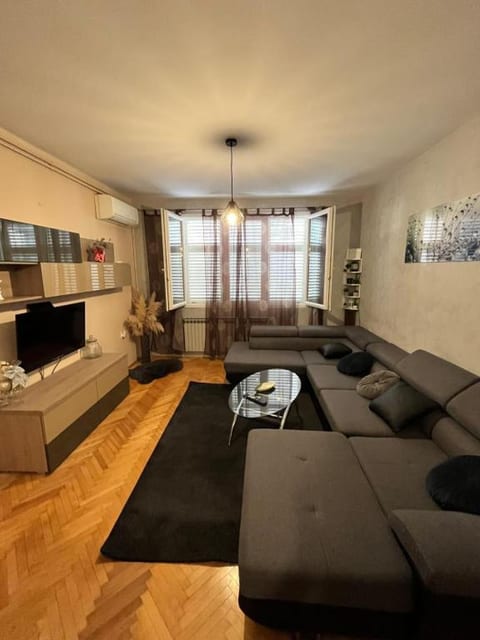 Apartment Ivana - Unit 377211-13