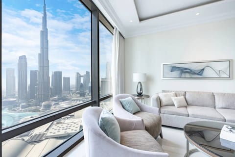High Rise Luxury - Burj Khalifa and Fountain Views