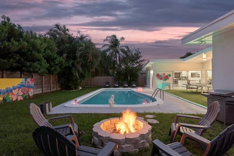 Lux Miami Villa | Heated Pool | 10 min to Beach