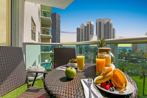 Ocean Reserve Luxurious Condo 2min Away From Beach