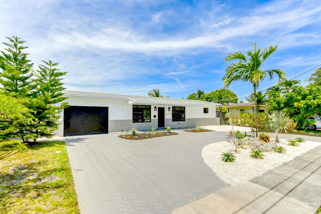 luxe-oasis-miami-villa-or-10mn-from-beach/