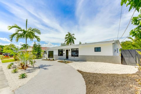 Luxe Oasis Miami Villa | 10mn from Beach