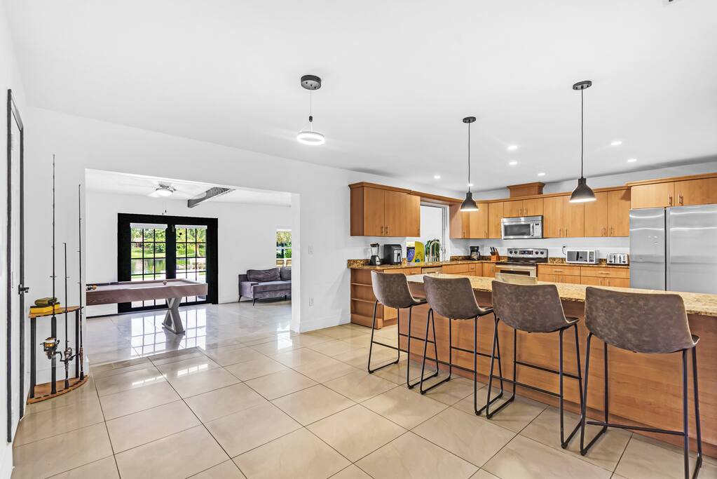 paradise-sunset-waterfront-home-or-firepit-kayaks/