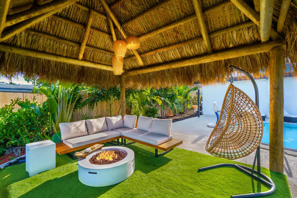 paradise-sunset-waterfront-home-or-firepit-kayaks/