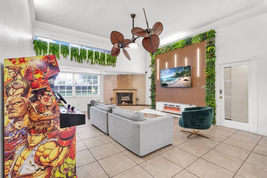 waterfront-jungle-house-firepit-kayaks-and-sunset/