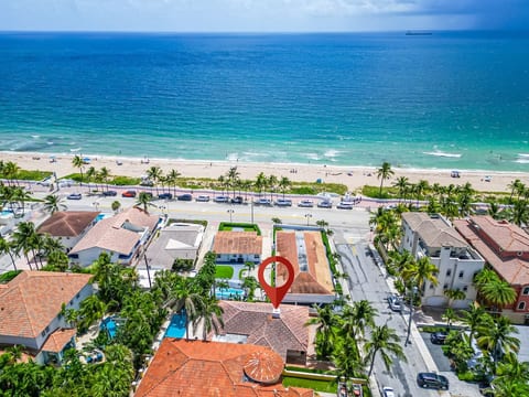 Ventur Vintage | Beach House | Luxury Heated Pool