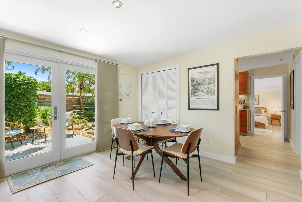 ventur-escapade-or-heated-pool-private-guest-house/