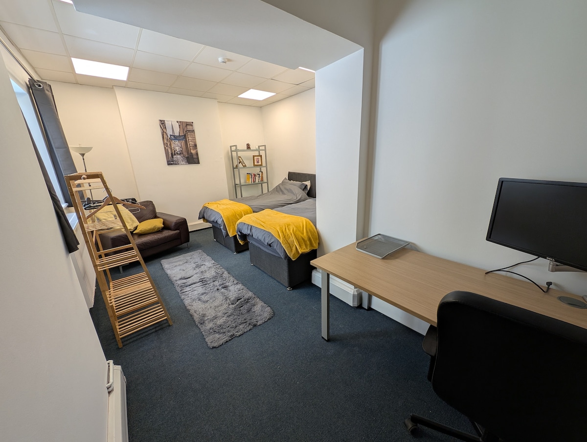 Duel of Bristol House 6BR 6 - 12 beds