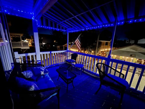 Ocean-Lakes-Beach-Resort-Limo Golf Cart-Pet-Friendly-Family-Vacation