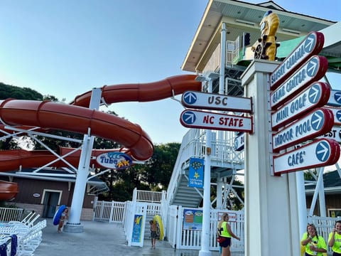 🌴 The Beach House at Ocean Lakes | 1,600 Sq Ft • Sleeps 8–10 • MH125 • Porch • Trailer Parking