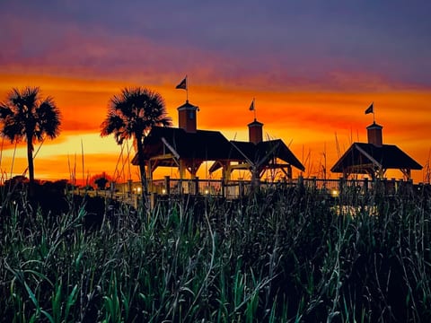 🌴 The Beach House at Ocean Lakes | 1,600 Sq Ft • Sleeps 8–10 • MH125 • Porch • Trailer Parking