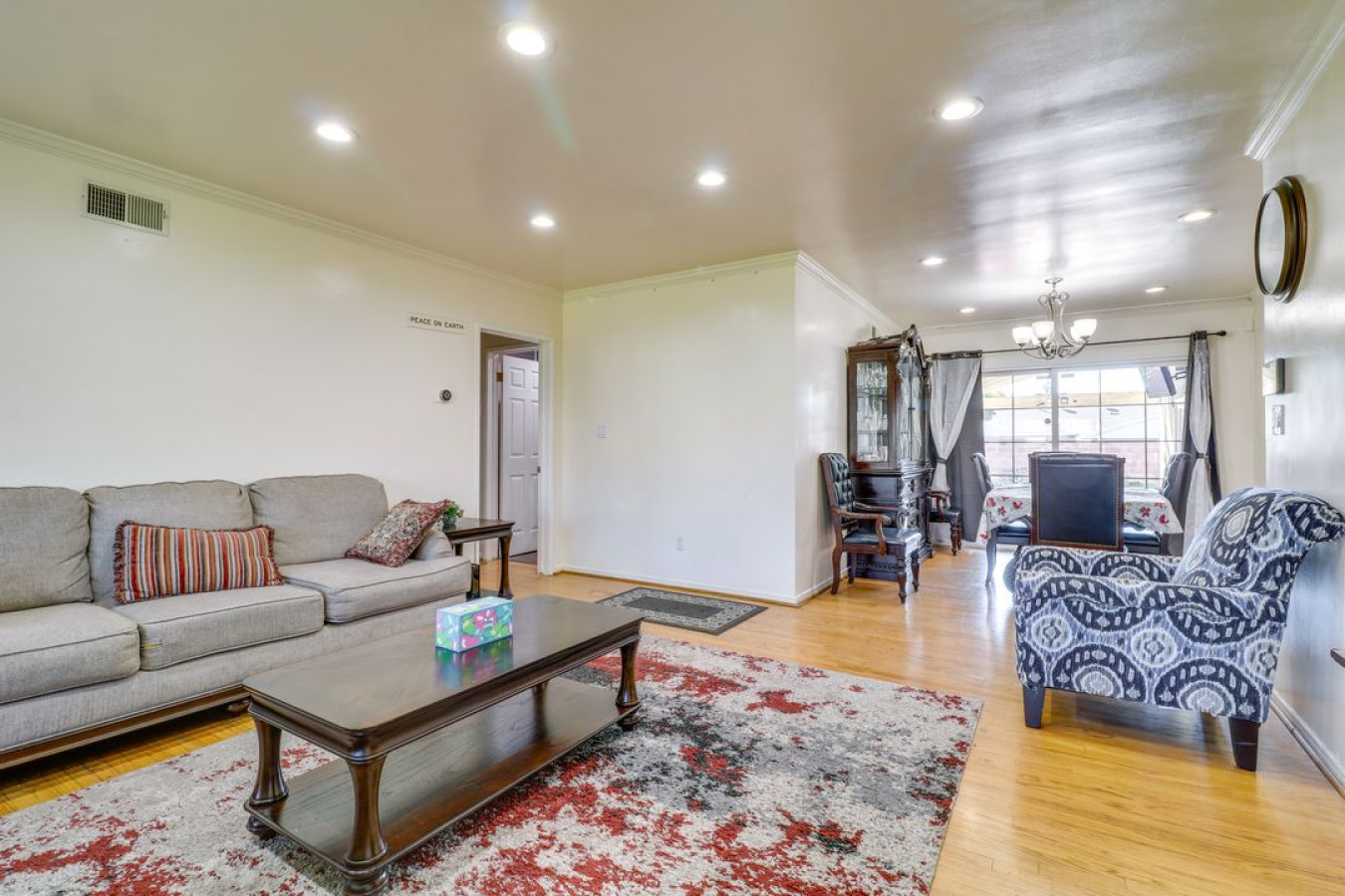 North Hills 2BR Home + Outdoor Pool - Los Angeles