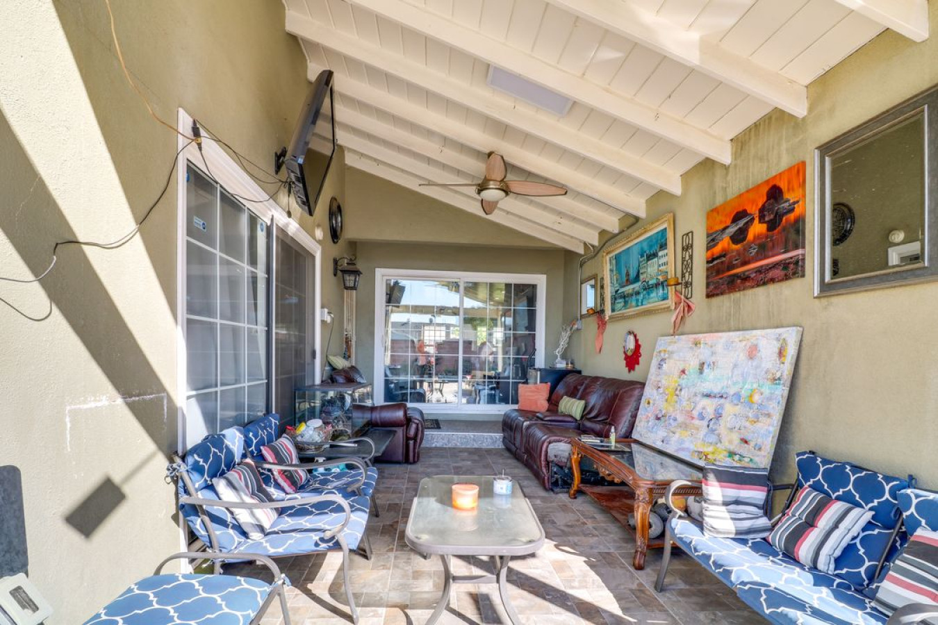 North Hills 2BR Home + Outdoor Pool - Los Angeles