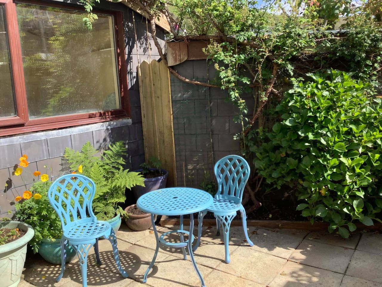 charming-18th-century-cottage-in-solva's-heart/