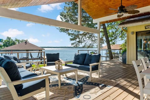 TripleHRetreat+Waterfront+Pets+Dock