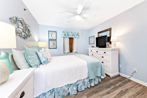 The Salty Pearl | 10th Floor Beachfront Oasis