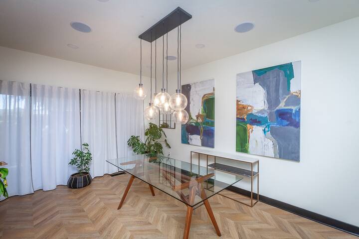 Modern, Renovated Private Oasis - Stockton Modern, Renovated Private Oasis - Stockton